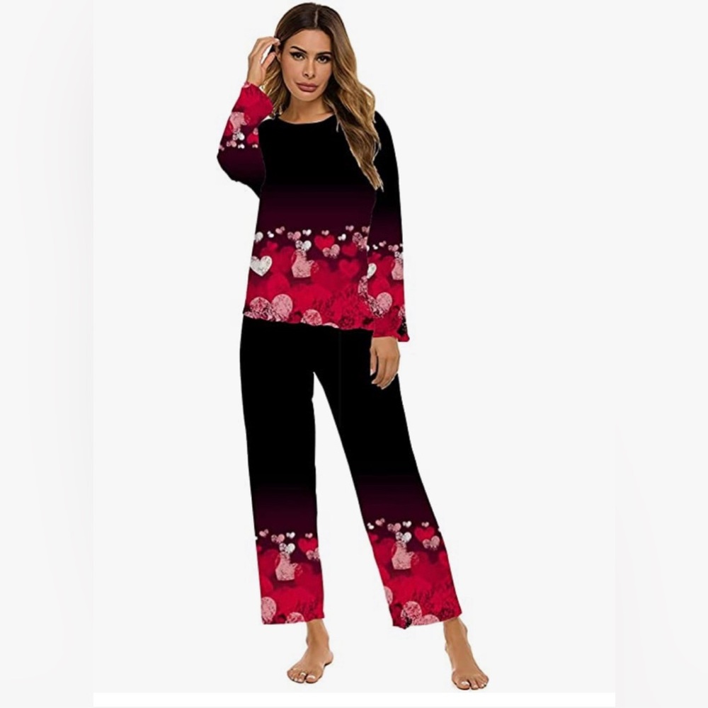 valentine’s day pajamas, never wore, size XL